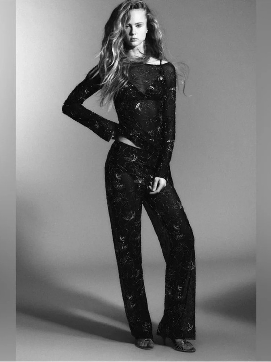 Zara Pants - NWT. Zara Black Semi-Sheer Beaded Sequin Mid-Waist Trousers. Size M.